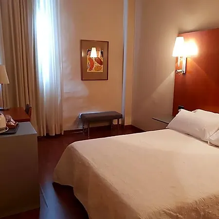 Sant Bonifaci Petrer 3* Elda