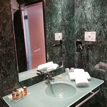 Sant Bonifaci Petrer 3*